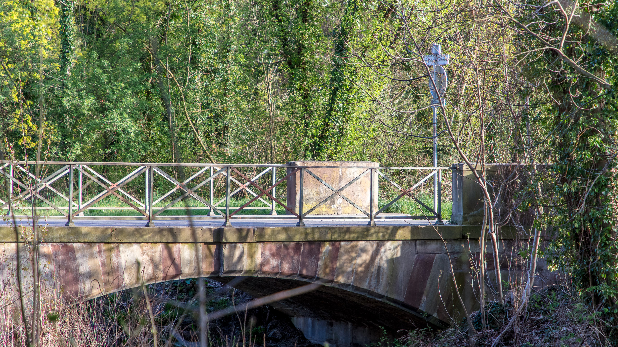 20180414190838 DP014978